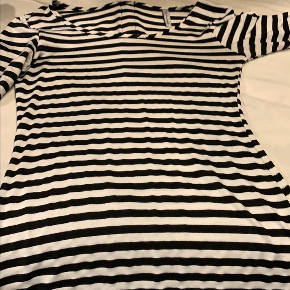 Extra long, soft tee